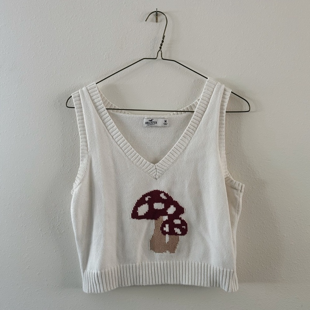 Cropped Mushroom Tanktop